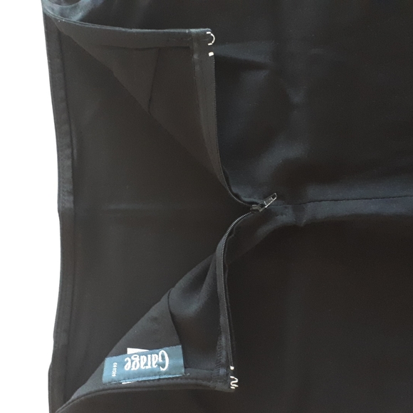 Garage Skirt - Picture 5 of 9